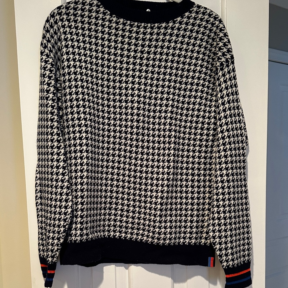Black and White Houndstooth Sweater